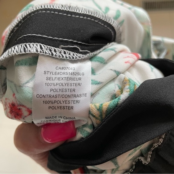 TIGER Print Jumpsuit In A Light And Breezy
Fabric, Elastic Waist, Pockets Size L - Picture 15 of 15